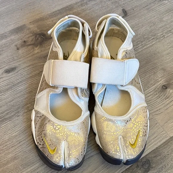 Nike air rift split toe Athletic Shoes with Gold and Cream Accents vintage y2k - Picture 9 of 15